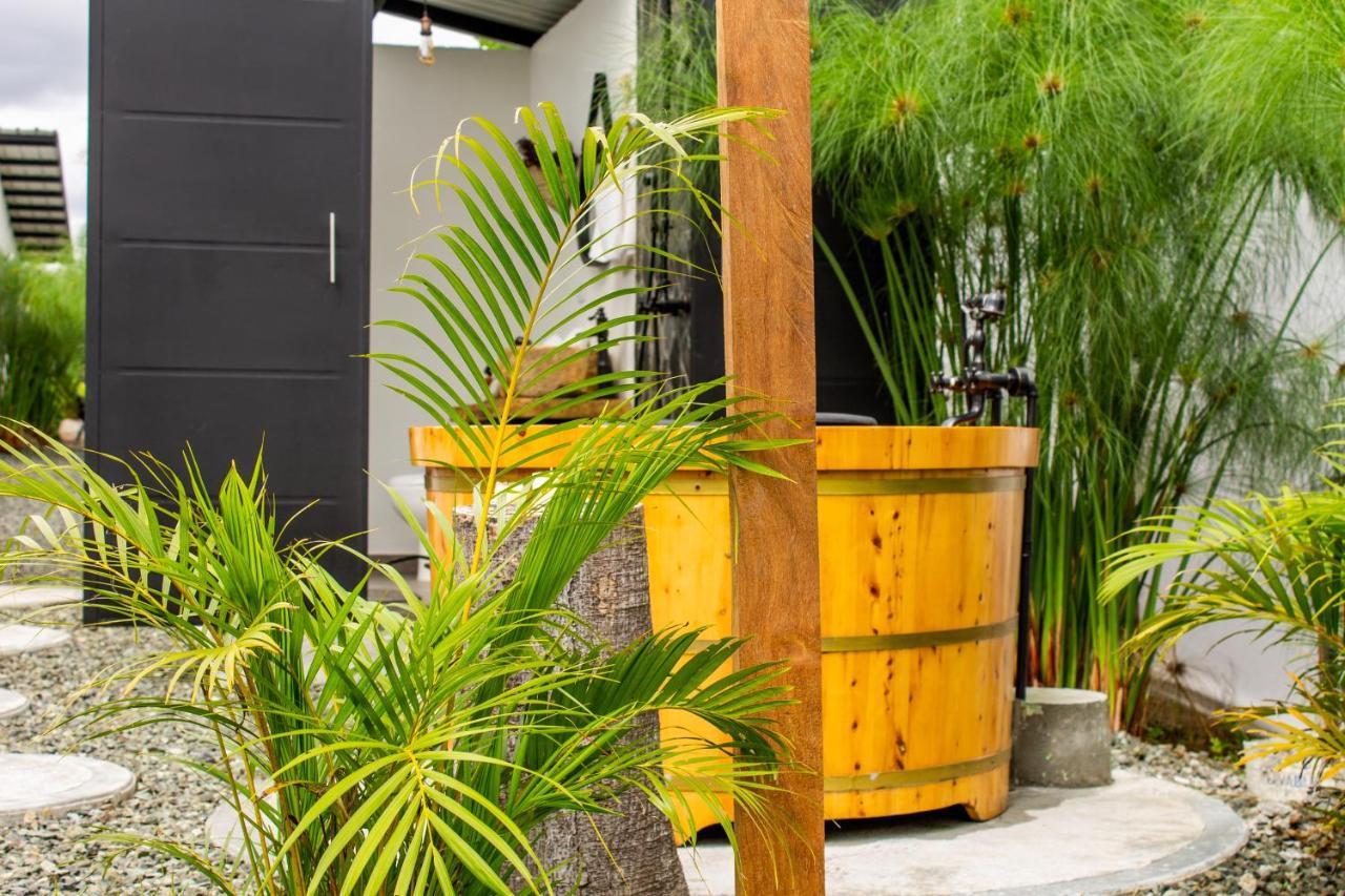 Orange Glamping Villa Quimbaya Exteriör bild