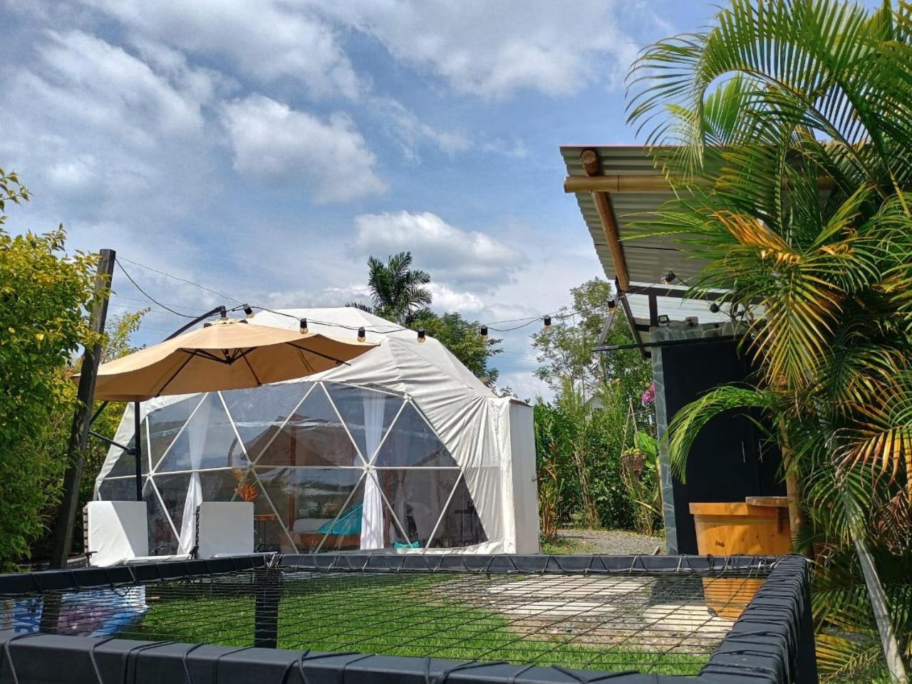 Orange Glamping Villa Quimbaya Exteriör bild